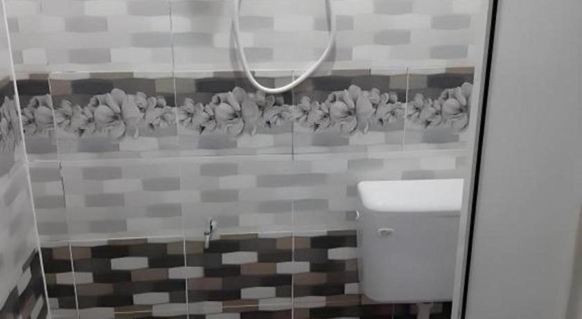 Oyo 90936 Hotel Manjoi Inn 이포 외부 사진