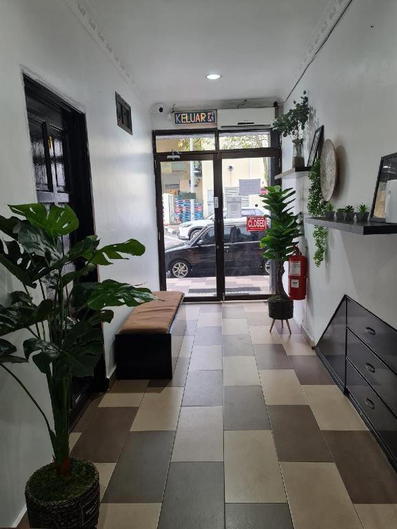 Oyo 90936 Hotel Manjoi Inn 이포 외부 사진